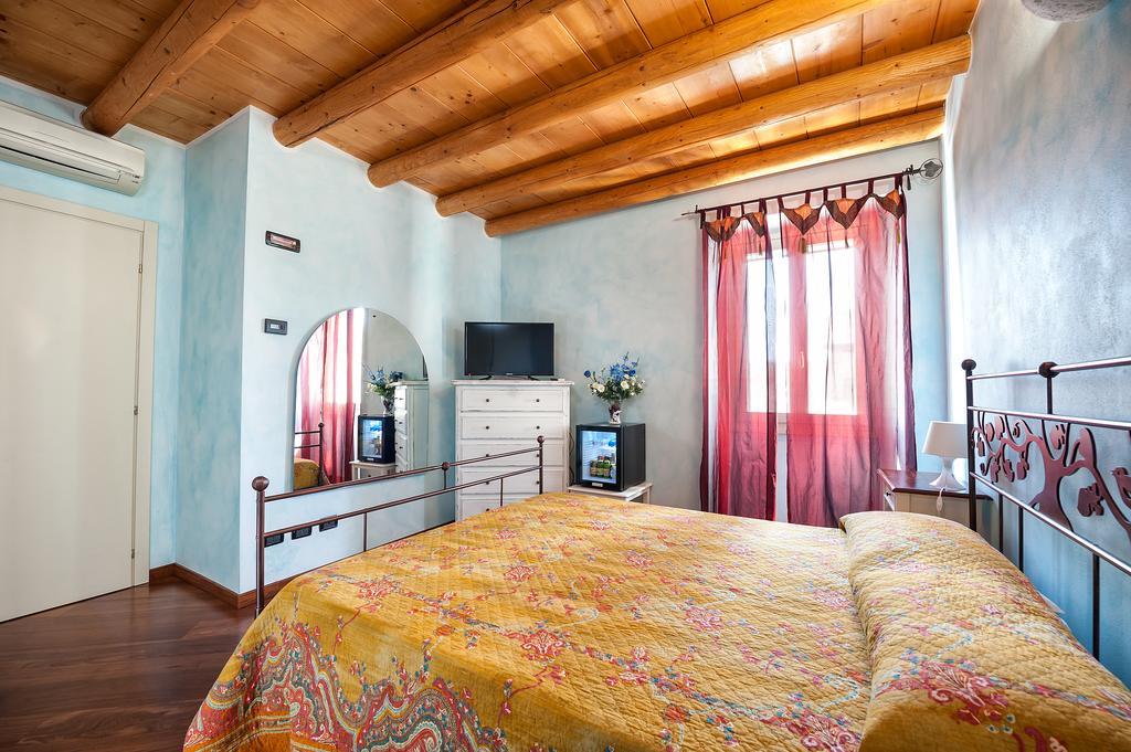 Villa Pace Pozzolengo Δωμάτιο φωτογραφία