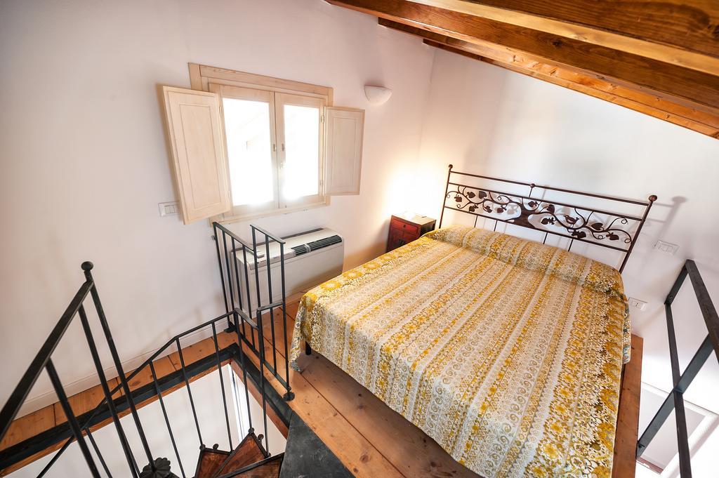 Villa Pace Pozzolengo Δωμάτιο φωτογραφία